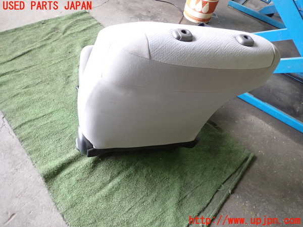 1UPJ-9233387065]カローラ アクシオ(NZE161)助手席シート 中古_5