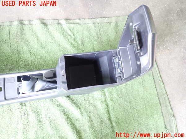 1UPJ-9233387540]カローラ アクシオ(NZE161)センターコンソール 中古_3
