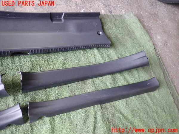 1UPJ-9233387740]カローラ アクシオ(NZE161)スカッフプレート 中古_2