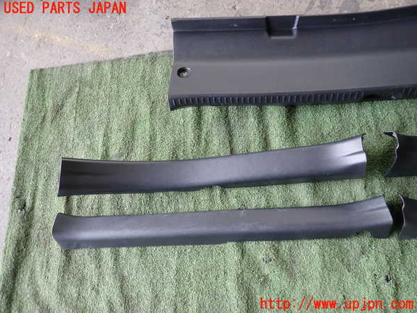 1UPJ-9233387740]カローラ アクシオ(NZE161)スカッフプレート 中古_3