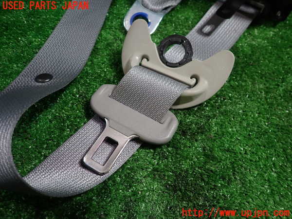 1UPJ-9233387045]カローラ アクシオ(NZE161)運転席シートベルト 中古_2
