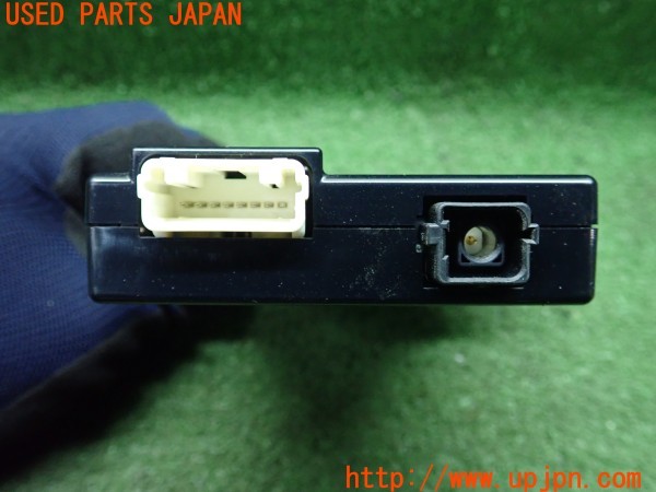3UPJ=9233390503]レクサス CT200h(ZWA10)純正ビルトイン 86980-76010 ETC車載器 中古_4