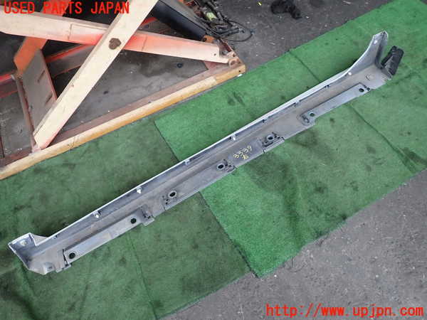 2UPJ-9233391390]レクサス・CT200h(ZWA10)右サイドステップ 中古_5