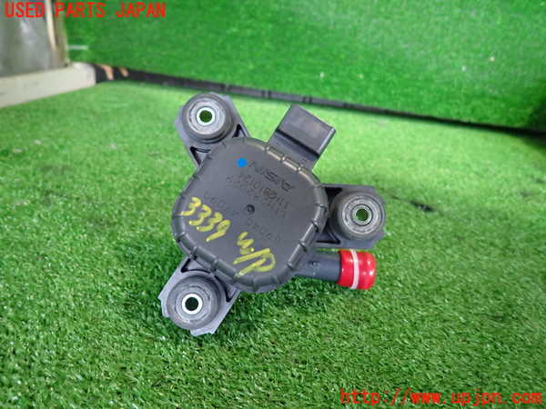 2UPJ-9233392110]レクサス・CT200h(ZWA10)ウォーターポンプ 中古_2