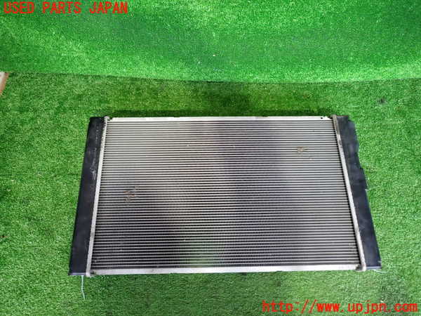 2UPJ-9233392321]レクサス・CT200h(ZWA10)ラジエーター1 中古_2