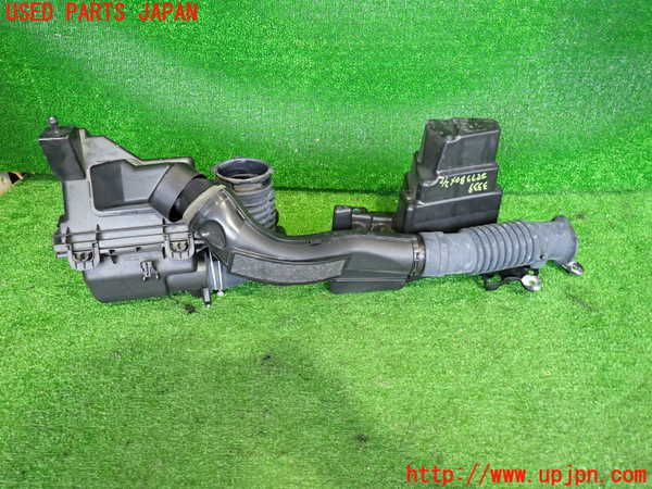 2UPJ-9233392560]レクサス・CT200h(ZWA10)エアクリーナーボックス 中古_3
