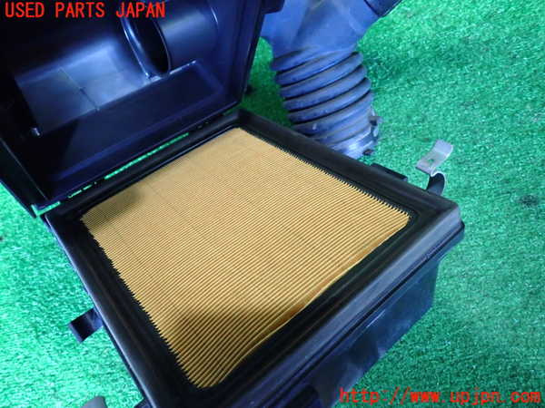 2UPJ-9233392560]レクサス・CT200h(ZWA10)エアクリーナーボックス 中古_5