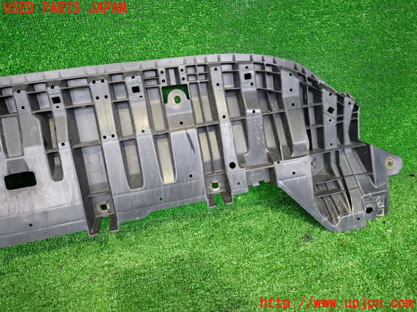 2UPJ-9233391721]レクサス・CT200h(ZWA10)アンダーカバー1 中古_4