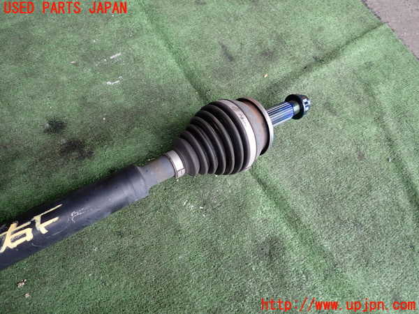 2UPJ-9233394010]レクサス・CT200h(ZWA10)右フロントドライブシャフト 中古_2