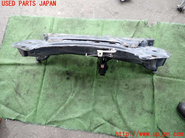 2UPJ-9233395285]レクサス・CT200h(ZWA10)フロントメンバー 中古_2