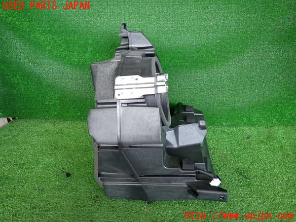 2UPJ-9233396530]レクサス・CT200h(ZWA10)ウーハー 中古_2