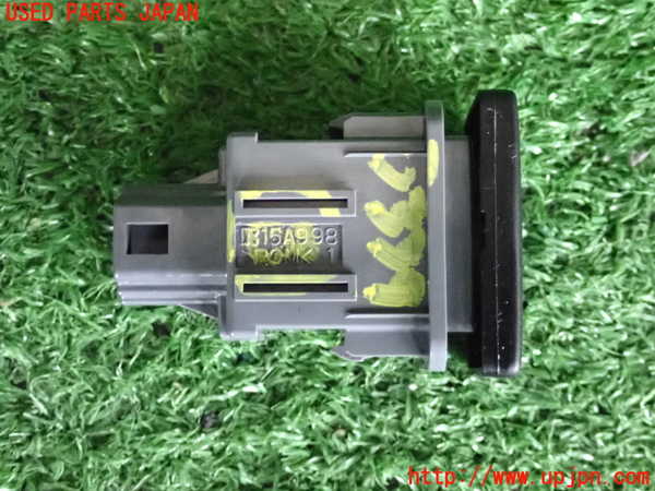 2UPJ-9233396313]レクサス・CT200h(ZWA10)スイッチ8 (ヘッドランプウォッシャー) 中古_2
