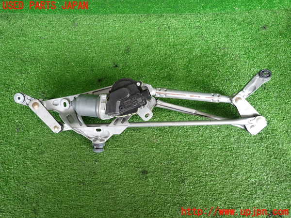 2UPJ-9233396770]レクサス・CT200h(ZWA10)フロントワイパーモーター 中古_4
