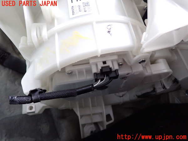 2UPJ-9233396095]レクサス・CT200h(ZWA10)ブロアファン(ブロアーファン) 中古_3