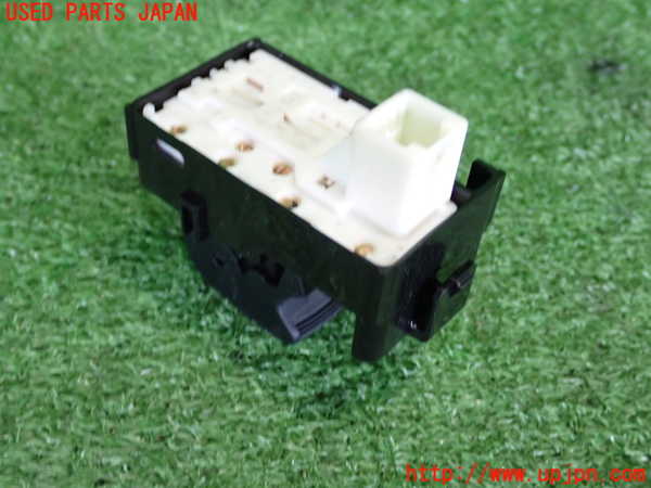 2UPJ-9233396245]レクサス・CT200h(ZWA10)左前パワーウィンドウスイッチ 中古_2