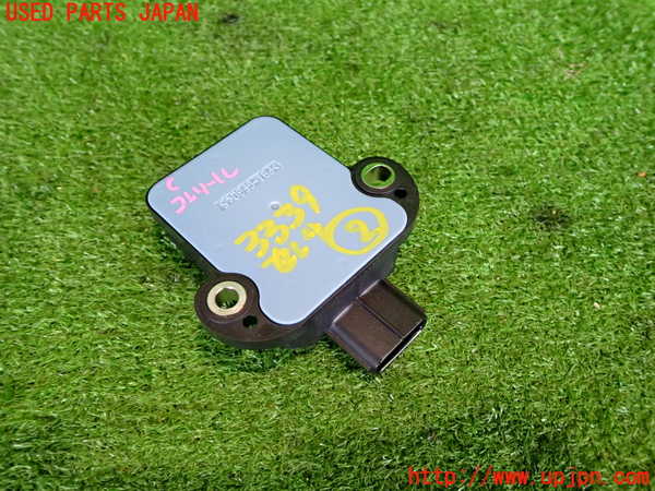 2UPJ-9233396382]レクサス・CT200h(ZWA10)センサー2 中古_2