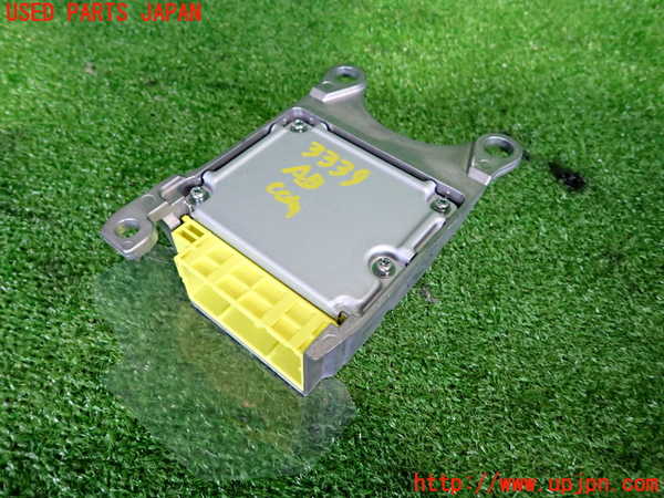 2UPJ-9233396145]レクサス・CT200h(ZWA10)エアバッグコンピューター 中古_2