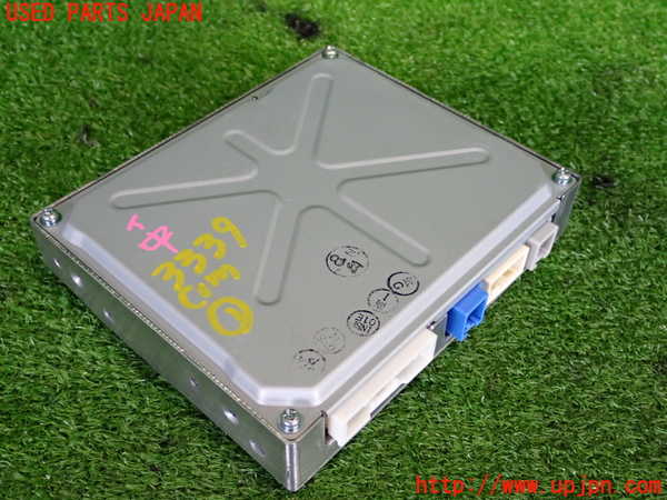 2UPJ-9233396146]レクサス・CT200h(ZWA10)コンピューター1 中古_2