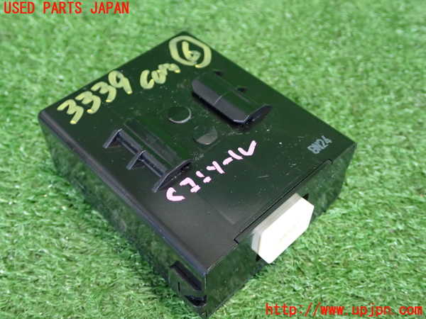 2UPJ-9233396151]レクサス・CT200h(ZWA10)コンピューター6 中古_2