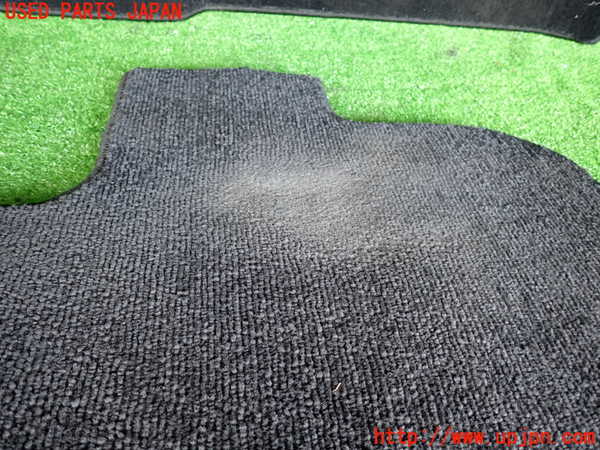 2UPJ-9233397800]レクサス・CT200h(ZWA10)フロアマット 中古_3