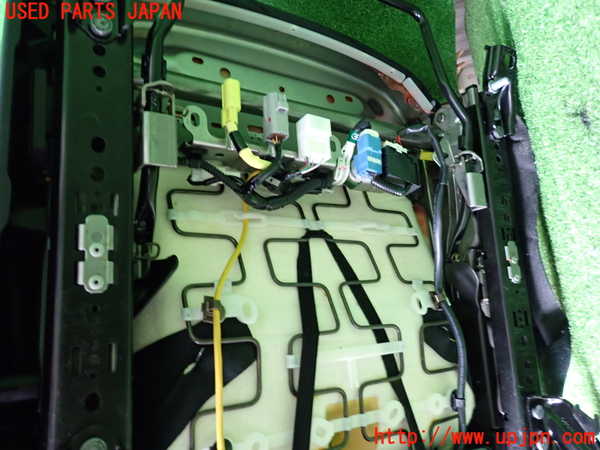 2UPJ-9233397035]レクサス・CT200h(ZWA10)運転席シート 中古_5