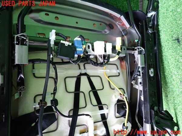 2UPJ-9233397065]レクサス・CT200h(ZWA10)助手席シート 中古_5