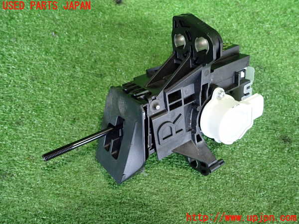 2UPJ-9233397555]レクサス・CT200h(ZWA10)ATシフトレバー 中古_2
