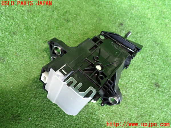 2UPJ-9233397555]レクサス・CT200h(ZWA10)ATシフトレバー 中古_3