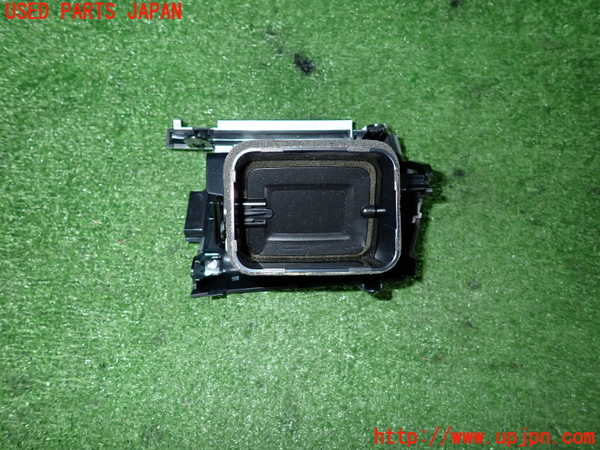 2UPJ-9233397526]レクサス・CT200h(ZWA10)エアコン吹き出し口1 (右) 中古_3