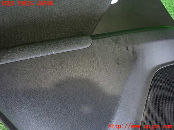 2UPJ-9233391324]レクサス・CT200h(ZWA10)左後ドア内張り 中古_4