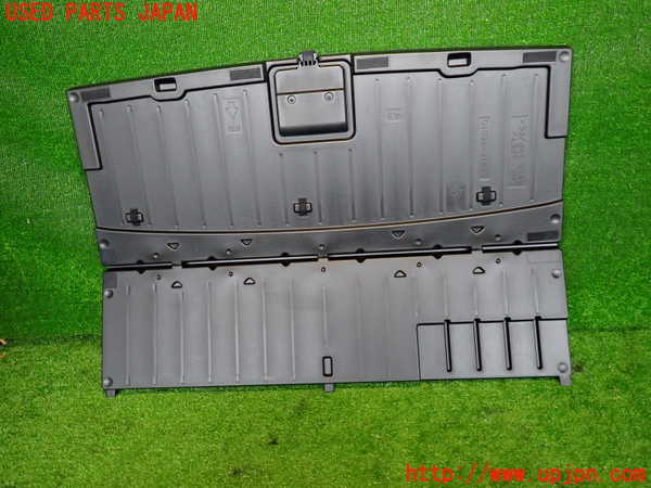 2UPJ-9233397771]レクサス・CT200h(ZWA10)ラゲッジトレイ1 中古_2