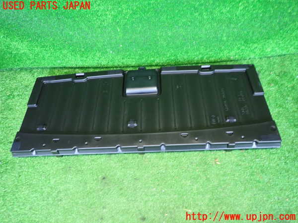 2UPJ-9233397771]レクサス・CT200h(ZWA10)ラゲッジトレイ1 中古_3