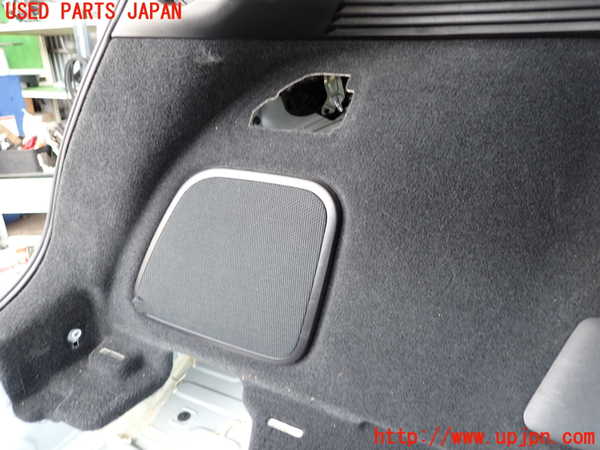 2UPJ-9233397680]レクサス・CT200h(ZWA10)左リアピラートリム 中古_5