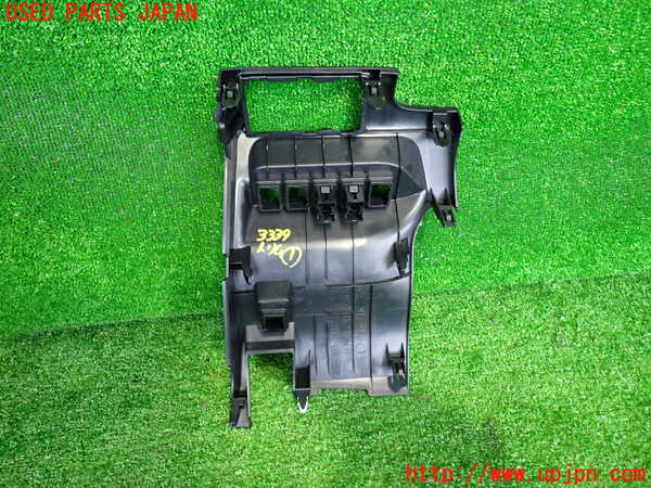 2UPJ-9233397691]レクサス・CT200h(ZWA10)内装トリム類1 中古_2