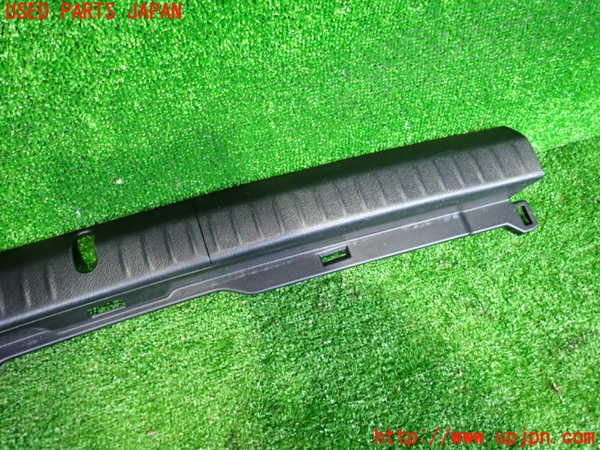 2UPJ-9233397692]レクサス・CT200h(ZWA10)内装トリム類2 中古_2