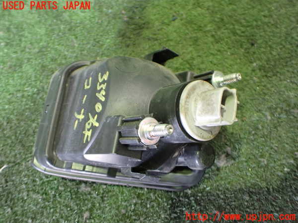 2UPJ-9233401150]レヴォーグ(VM4)右コーナーランプ 中古_3