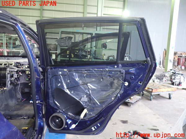 2UPJ-9233401290]レヴォーグ(VM4)右後ドア 中古(43R-00150 M2L3)_3