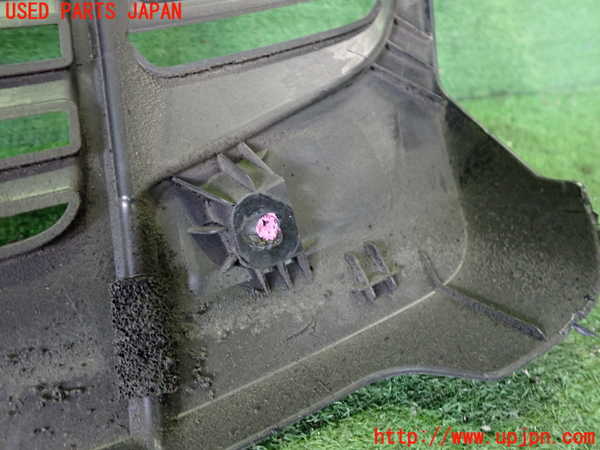 2UPJ-9233402160]レヴォーグ(VM4)エンジンアッパーカバー (ジャンク品) 中古_3