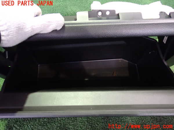 2UPJ-9233407516]レヴォーグ(VM4)グローブボックス1 中古_2