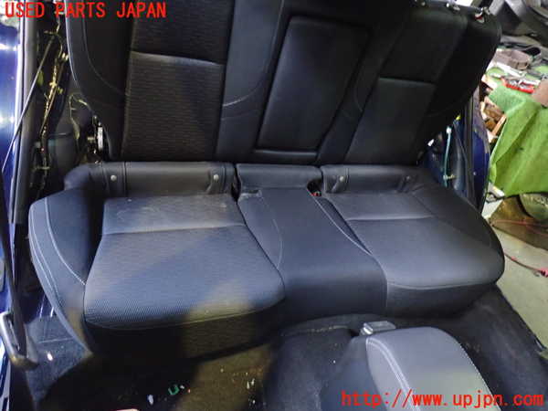 2UPJ-9233407385]レヴォーグ(VM4)リアシート 中古_2