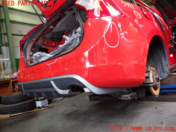 2UPJ-9233411610]ボルボ・V60(FB4164T)リアバンパー 中古_2