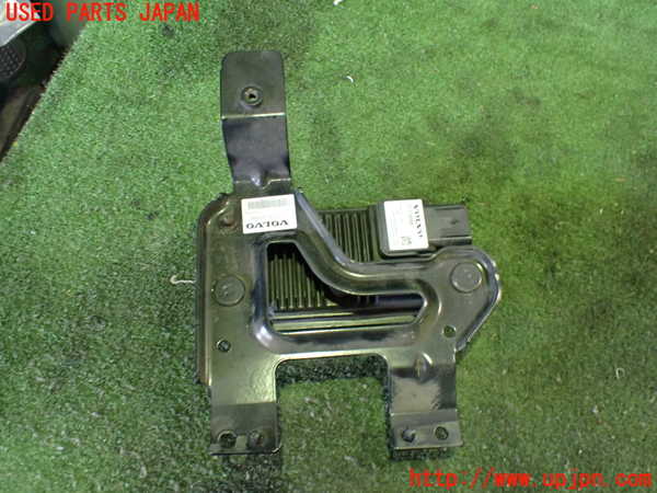 2UPJ-9233416381]ボルボ・V60(FB4164T)センサー1 中古_2