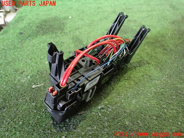 2UPJ-9233416741]ボルボ・V60(FB4164T)ヒューズボックス1 中古_2