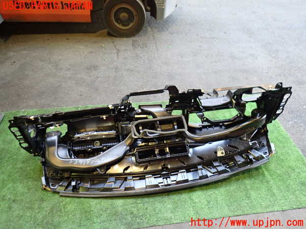 2UPJ-9233417505]ボルボ・V60(FB4164T)ダッシュボード 中古_5