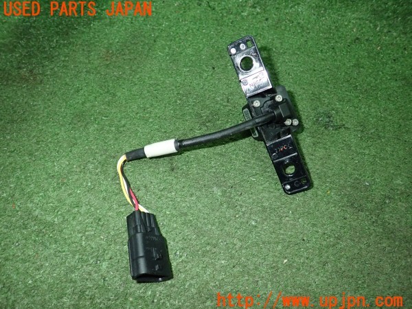 3UPJ=9233420560]ノート オーラ オーテック(FE13)純正 284F1 6XJ0D フロントカメラ 中古_2