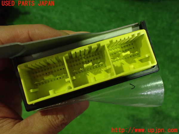 2UPJ-9233426145]ノート オーラ(AURA)(FE13)エアバッグコンピューター 中古_3