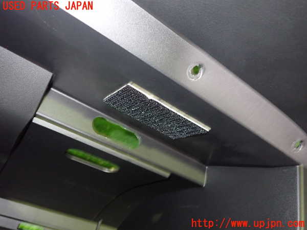 2UPJ-9233427516]ノート オーラ(AURA)(FE13)グローブボックス1 (ジャンク品) 中古_3