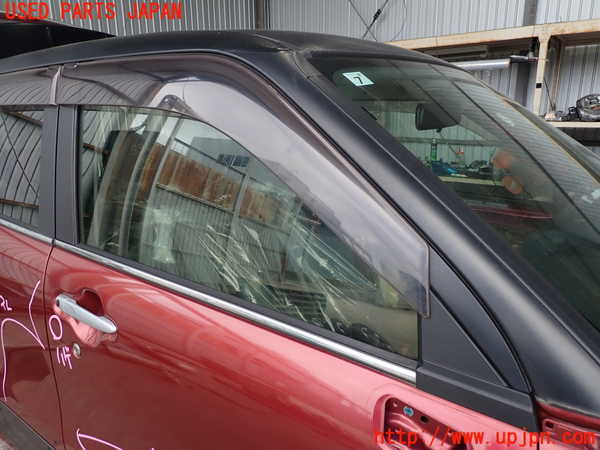 2UPJ-9233431230]キャスト アクティバ(LA250S)右前ドア (43R-00122) 中古_3