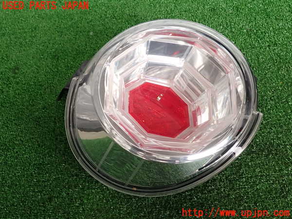 2UPJ-9233431536]キャスト アクティバ(LA250S)左テールランプ 中古_2