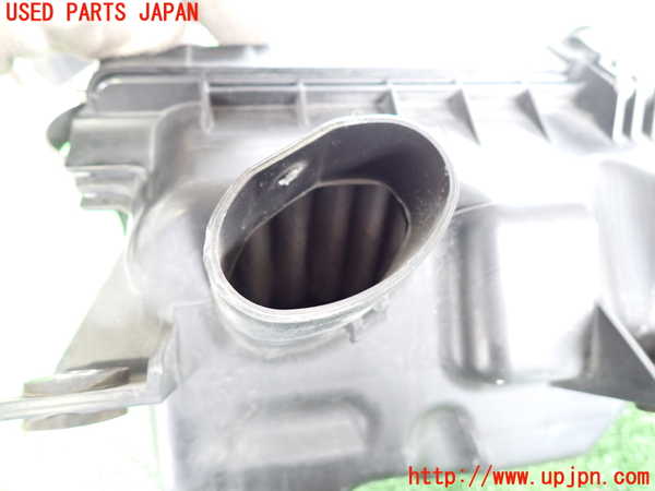 2UPJ-9233432560]キャスト アクティバ(LA250S)エアクリーナーボックス 中古_3